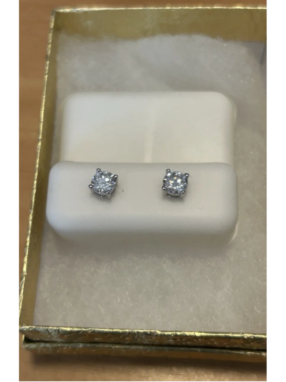 Moissanite Stud Earrings Silver Back 1.0 CT. Size RS 5.0mm Color D
